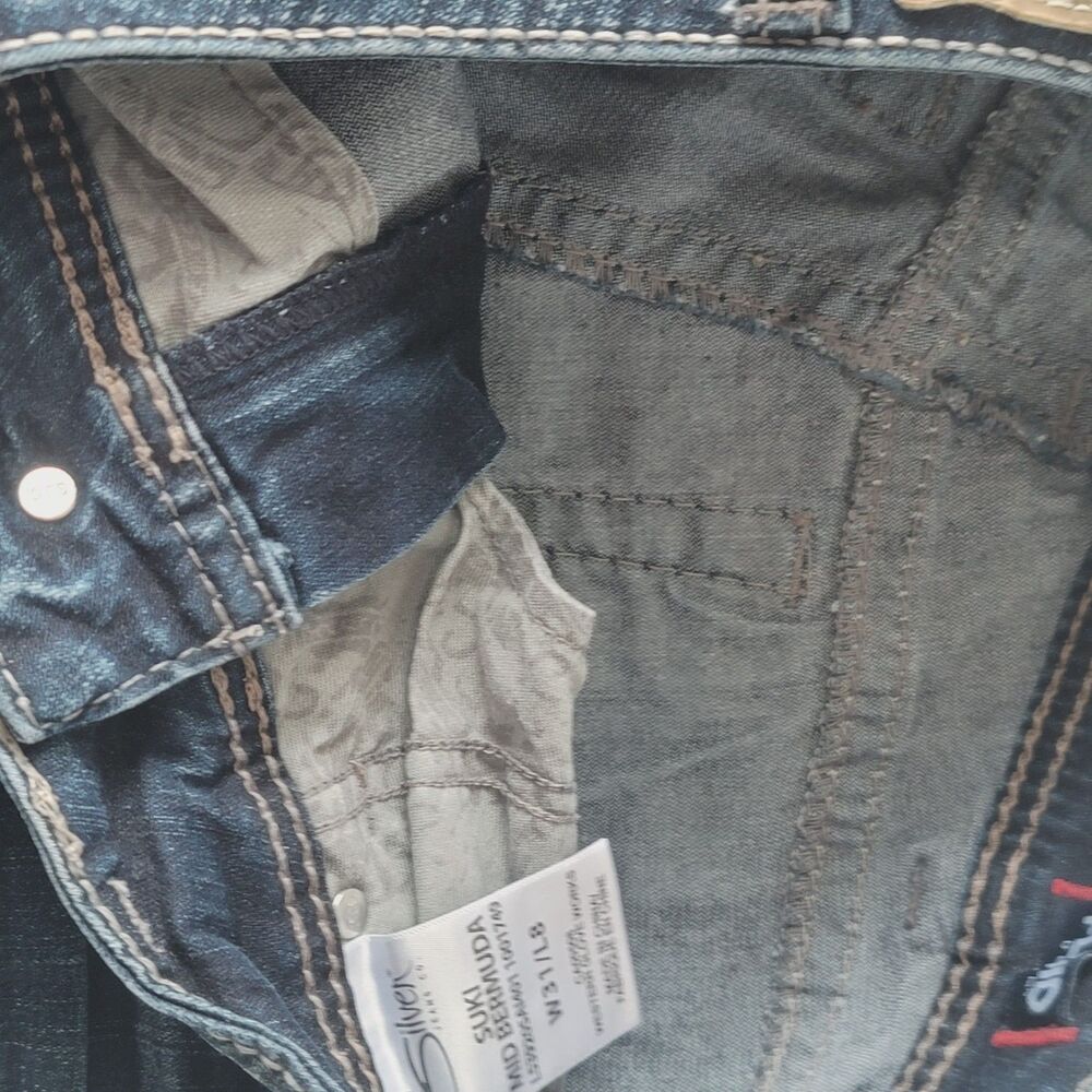 Silver Womens W31/L8 Suki Mid Bermuda Jeans  Blue Denim Shorts - Picture 10 of 16